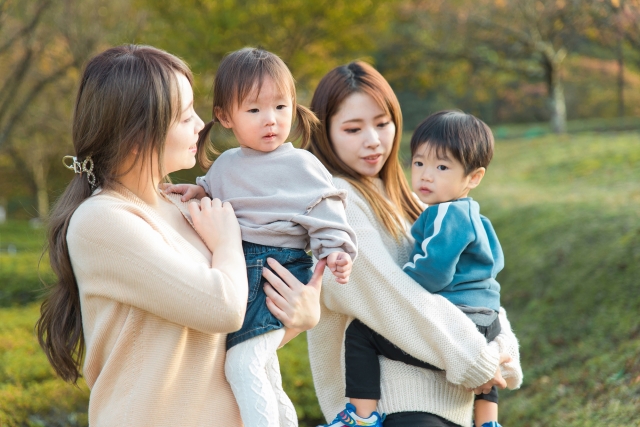 28046317 s - シングルマザーのための移住ガイド: 新しい生活を始めるためのステップ